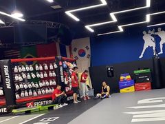 -成杰格斗·拳击·柔术·防身术(建设路店)