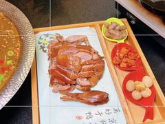 -有红鸡毛店·川菜(建设路店)