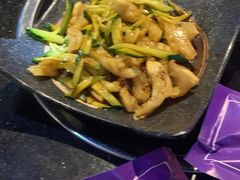 -最先生·烧烤·火锅·音乐聚会餐厅(大悦城店)