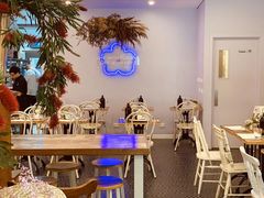 -FLOVIE FLORIST CAFE