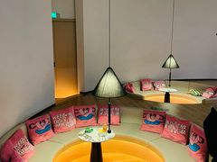 -涨巢·潮玩水疗局