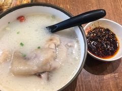 老妈蹄花-谭师爷龙抄手(白下路店)