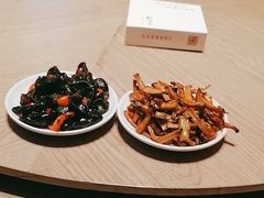 -艳阳天·非遗楚菜(武汉客厅店)