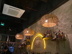 -Shift cocktail bar鸡尾酒吧