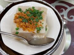 香煎腊味萝卜糕-凤凰楼酒家·粤宴点心(华强北店)