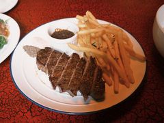 -羽深肉铺 Steak & Wine