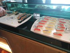 -荣誉国际酒店-云顶旋转餐厅