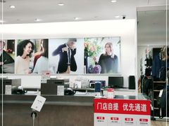 -优衣库(上海虹口龙之梦店)