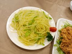 -金牌餐厅·天津菜·八珍豆腐·老爆三(瓷房子店)