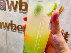 青梅泡泡-CoCo都可(中华广场店)