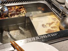 -海底捞火锅(中原万达广场店)
