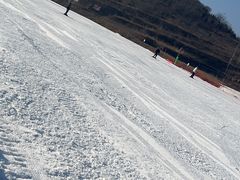 -济南卧虎山滑雪场
