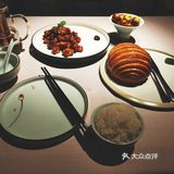 探店米其林一星萃华楼，老字号的复兴之路
