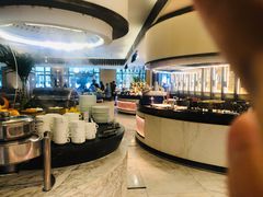 自助取餐区-西安高新希尔顿酒店·咖啡露台西餐厅