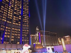 -影汇之星8字形摩天轮
