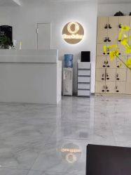 -Coo Hair salon