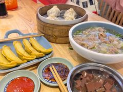 -老新隆牛肉锅贴(新街口店)