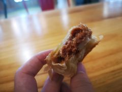 榨菜鲜肉月饼-王家沙点心店(南京西路总店)
