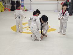 -浛道跆拳道·拳击·体适能