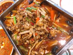 石锅牛蛙-小四川菜馆(托乐嘉店)