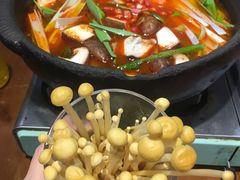 -黔有有贵州酸汤夺夺粉火锅(五味十字店)