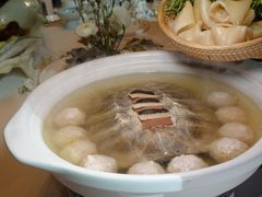 花胶狮子头炖鳄龟-扬州香格里拉·香宫中餐厅