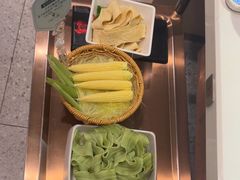 -七欣天香辣蟹火锅(闵行浦江欢乐颂店)