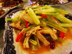 -维吾尔餐厅(宜山路店)