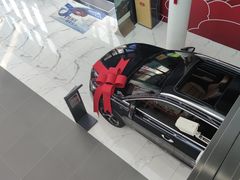 -上海华裕比亚迪4S店