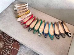 -Manolo Blahnik(置地广场店)