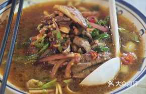 Stir-Fried Pig's Kidney Noodle Soup