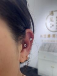 -AI艾耳·专业手工耳洞·穿孔美学馆
