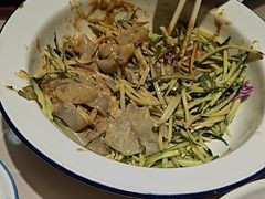 -老码头黑皮肘子锅包肉(赣水路店)