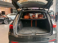 -贵州贵星奔驰4S店(观山湖店)