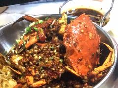 -凤凰路何眼镜香辣蟹(花果园店)