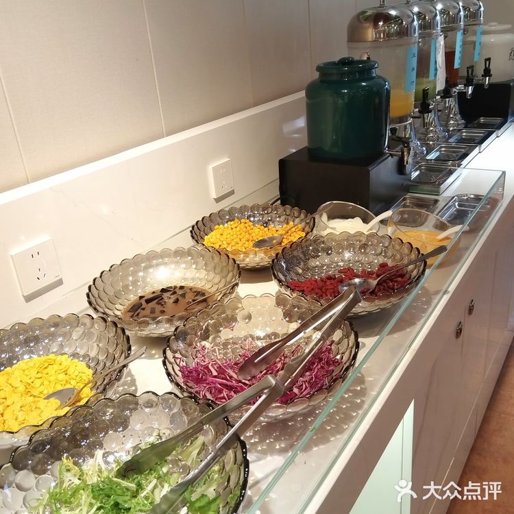 打卡广州新开的素食自助餐～优缺点是