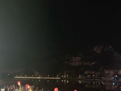 -百里峡七彩艺术小镇