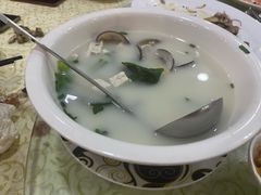 -鹏城人家海鲜酒家·23年老字号(较场尾店)