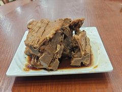 -东北风味思缘食府(对湖路店)