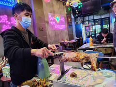 -沪上名羊天下碳烤羊腿•东北烧烤•小龙虾(浦东直营总店)