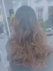 -Coo Hair salon