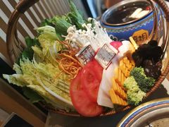 -享月汤皇·海鲜小火锅·聚会(曲江创意谷店)