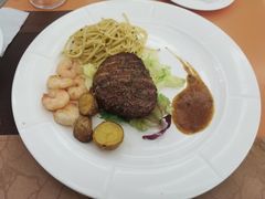 香煎菲力牛排配黑椒汁-红房子西菜馆(淮海中路店)