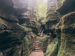 -梭布垭石林景区