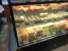 -红宝石·鲜奶小方·海派西点房(南丹店)