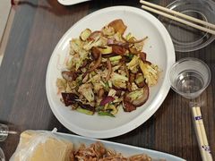 -雪湖煜辰鱼头老店(雪野湖店)