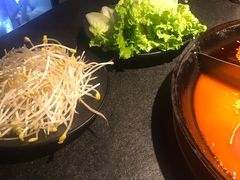 -渝涯重庆豆花老火锅(中赢国际店)