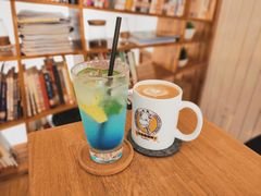 -长颈鹿咖啡(大学路店)