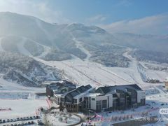 -鳌山滑雪度假区