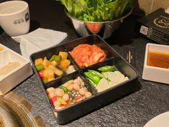 -嘿嘟嘟·肋条烧肉放题(爱融荟城店)